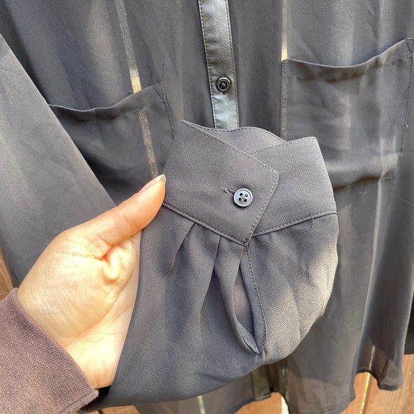 FOREVER 21 | Women’s Sheer Collar Button Up Blouse - Picture 7 of 8